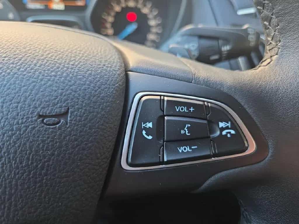 Ford Focus Lim. Titanium,KLIMA,XENON,TEMPO,NAVI,SH 05/2018-photo-15