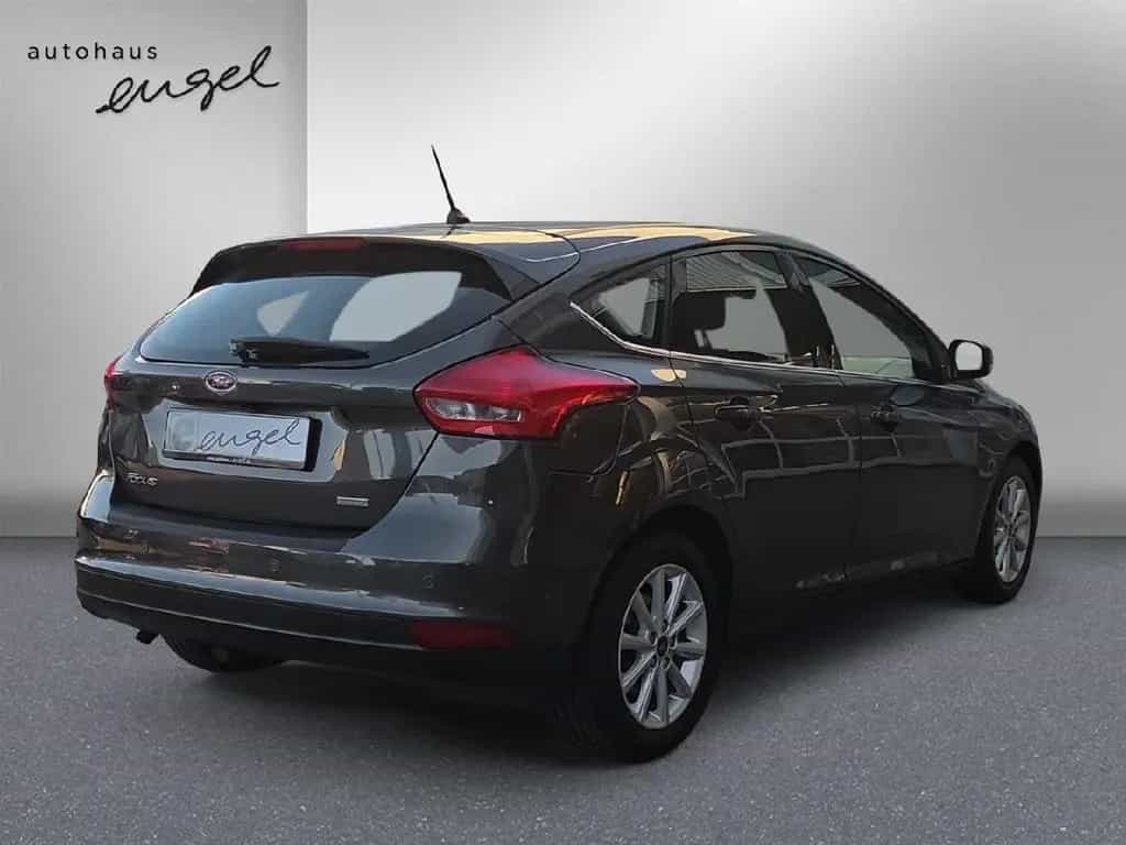 Ford Focus Lim. Titanium,KLIMA,XENON,TEMPO,NAVI,SH 05/2018-photo-4