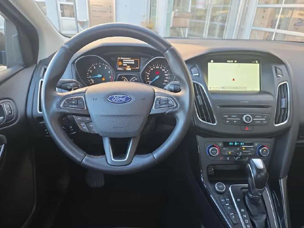 Ford Focus Lim. Titanium,KLIMA,XENON,TEMPO,NAVI,SH 05/2018-photo-7