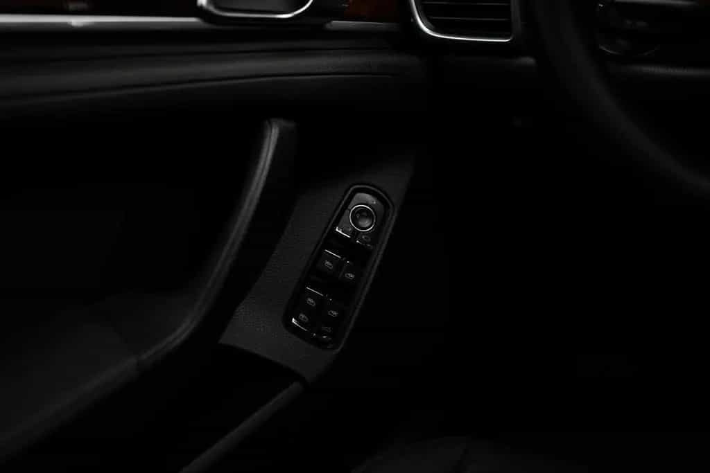 Porsche Panamera 4 | Xenon | 4 Seats | SH+SL | 4Z Klima 09/2011-photo-15