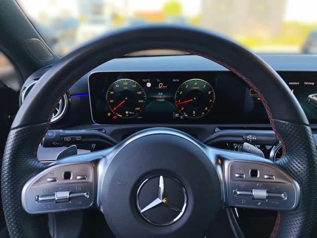 Mercedes-Benz A-Class 250 AMG LED Kamera Spurhalt-Ass Totwinkel PTS 06/2019-photo-8