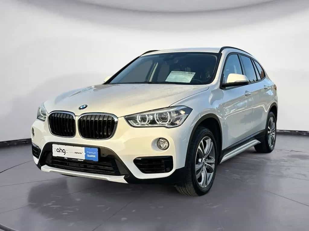 BMW X1 xDrive20i Sport Line Navi Aut. PDC Sitzheizun 04/2018-photo-1