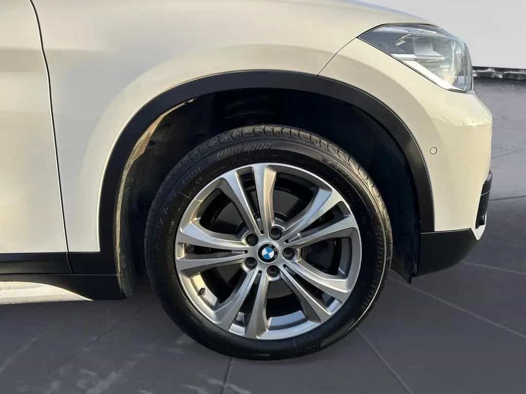 BMW X1 xDrive20i Sport Line Navi Aut. PDC Sitzheizun 04/2018-photo-11