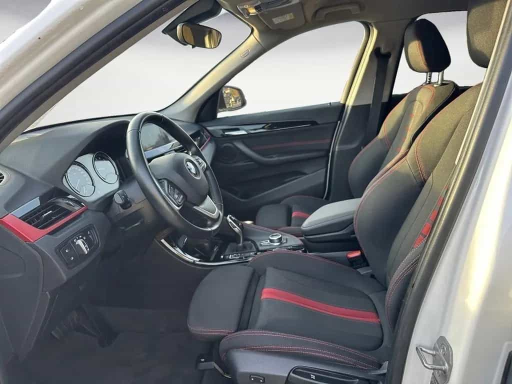 BMW X1 xDrive20i Sport Line Navi Aut. PDC Sitzheizun 04/2018-photo-7