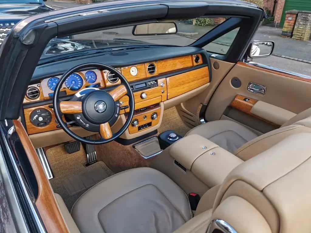 Rolls-Royce Phantom Drophead Coupé - 06/2009-photo-1