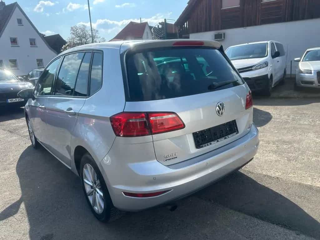 Volkswagen Golf Sportsvan VII Lounge/Start-Stopp*Automatik 04/2015-photo-2