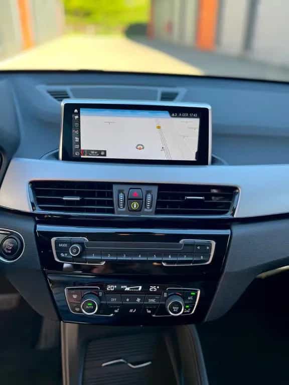 BMW X1 sDrive 18i *LCI*NAVI*LED*Aut.*AHK*HiFi*el.Sitz 06/2020-photo-16