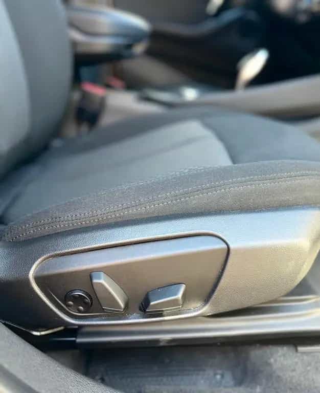 BMW X1 sDrive 18i *LCI*NAVI*LED*Aut.*AHK*HiFi*el.Sitz 06/2020-photo-24