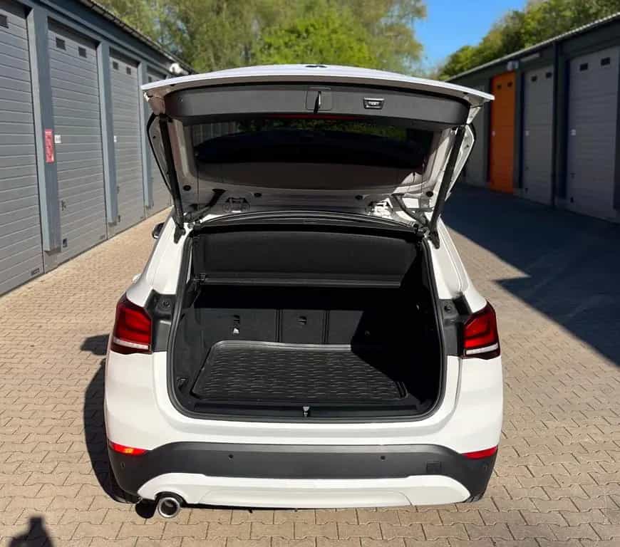 BMW X1 sDrive 18i *LCI*NAVI*LED*Aut.*AHK*HiFi*el.Sitz 06/2020-photo-7