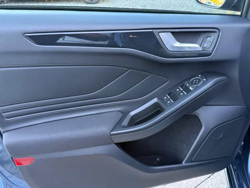 Ford Focus Lim. ST-Line X LED Kamera ACC 09/2020-photo-13