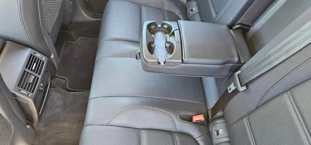 Jaguar E-Pace 03/2020-photo-15