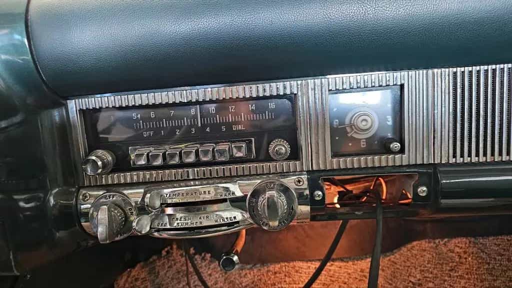 Chrysler Windsor Deluxe 05/1952-photo-11