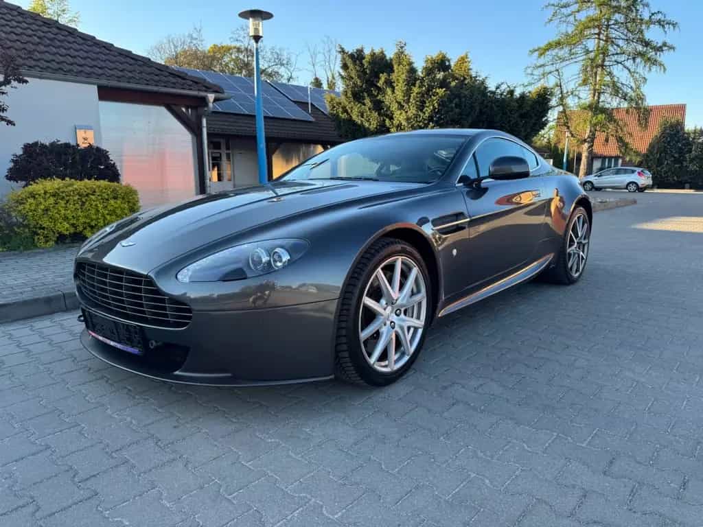 Aston Martin V8 Vantage 4.7l Sportshift 09/2012-photo-0
