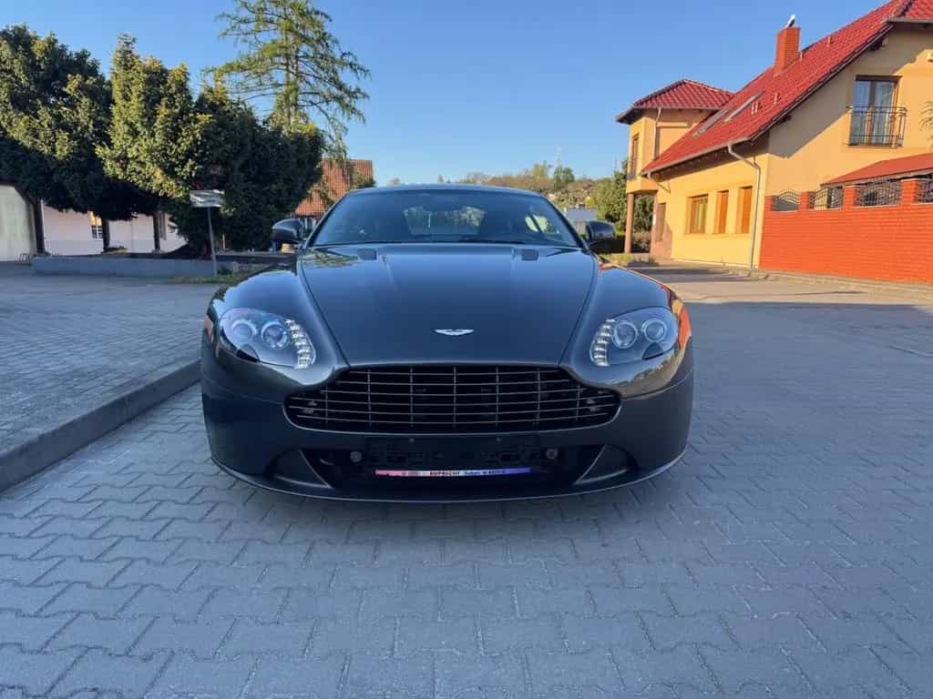 Aston Martin V8 Vantage 4.7l Sportshift 09/2012-photo-1
