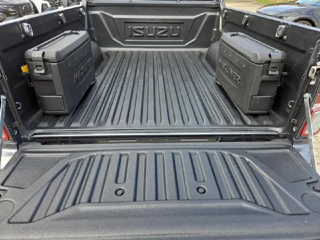 Isuzu D-Max Space Cab 4WD LSE,AHK,LED,ACC,KLIMA,KAMERA 11/2022-photo-17