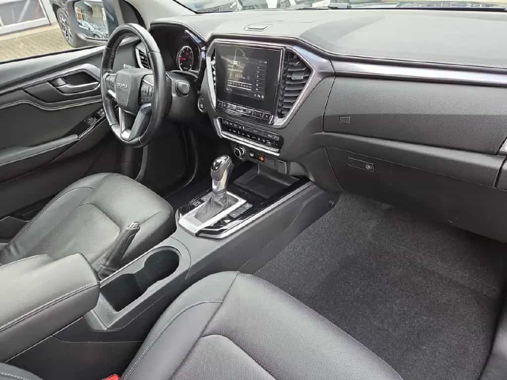 Isuzu D-Max Space Cab 4WD LSE,AHK,LED,ACC,KLIMA,KAMERA 11/2022-photo-8