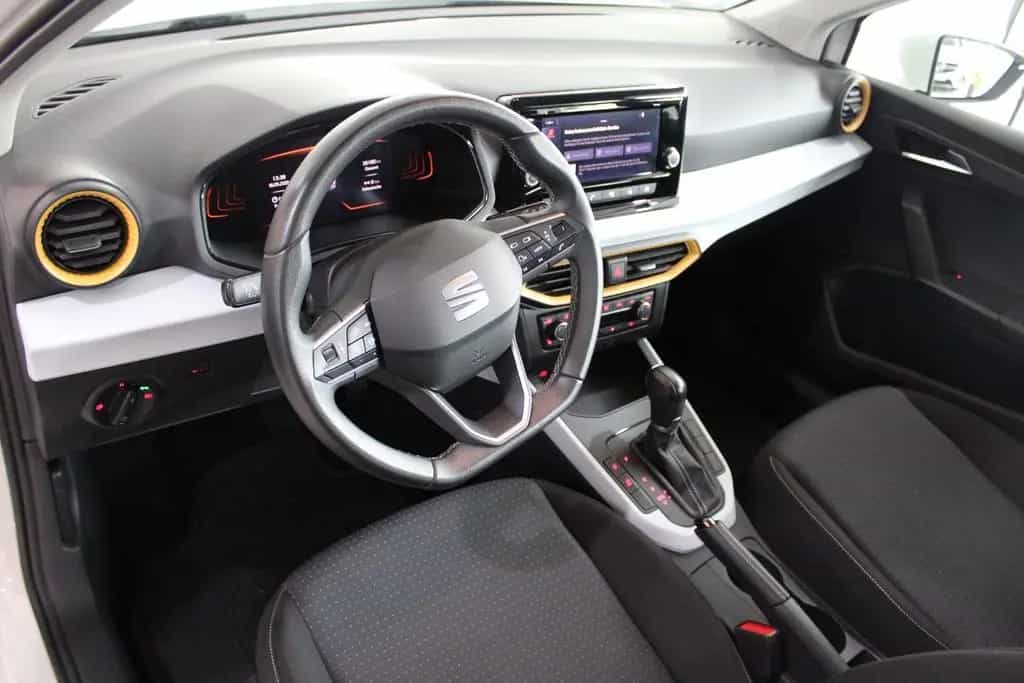 Seat Arona 1.0 TSI Style 02/2023-photo-11