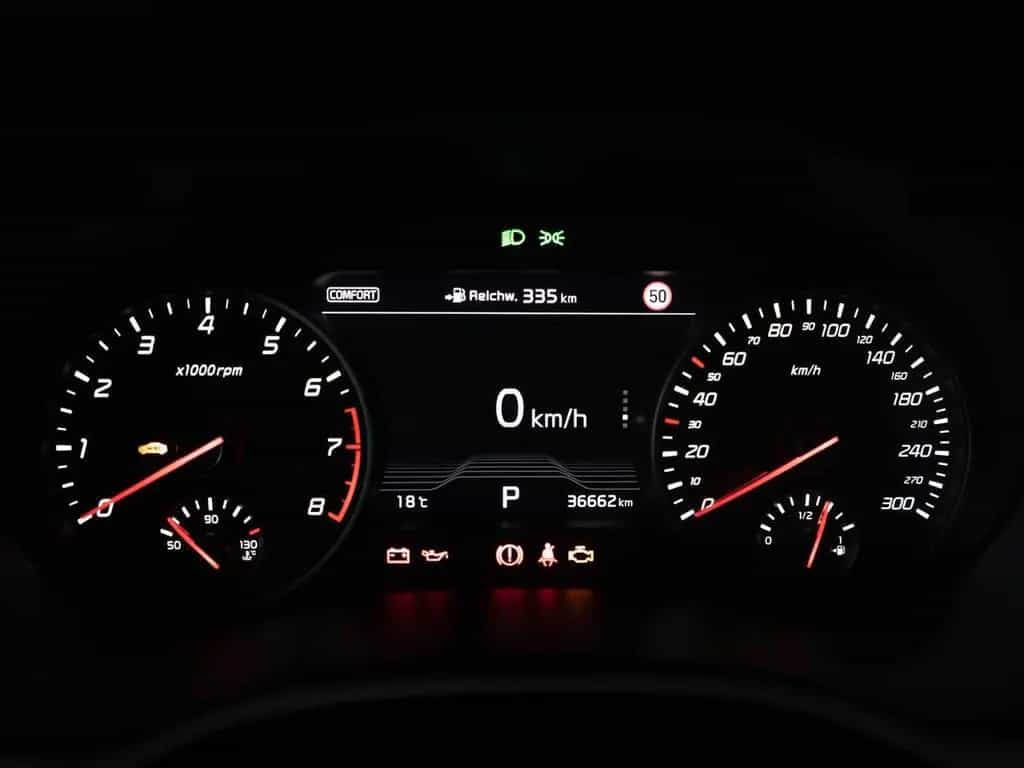 Kia Stinger GT 3.3 V6 T-GDI 4WD *SCHIEBEDACH*VOLL* 02/2018-photo-22