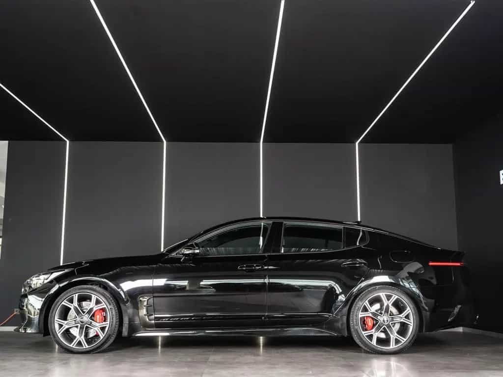 Kia Stinger GT 3.3 V6 T-GDI 4WD *SCHIEBEDACH*VOLL* 02/2018-photo-6