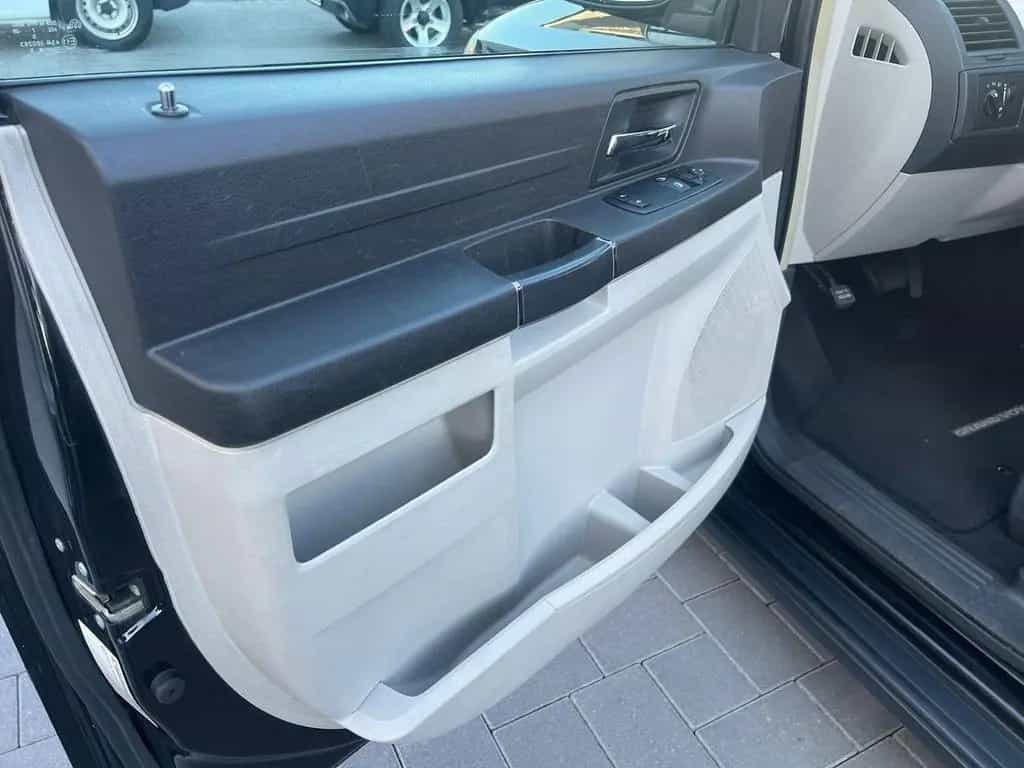 Chrysler Grand Voyager 7 Sitze 11/2008-photo-6
