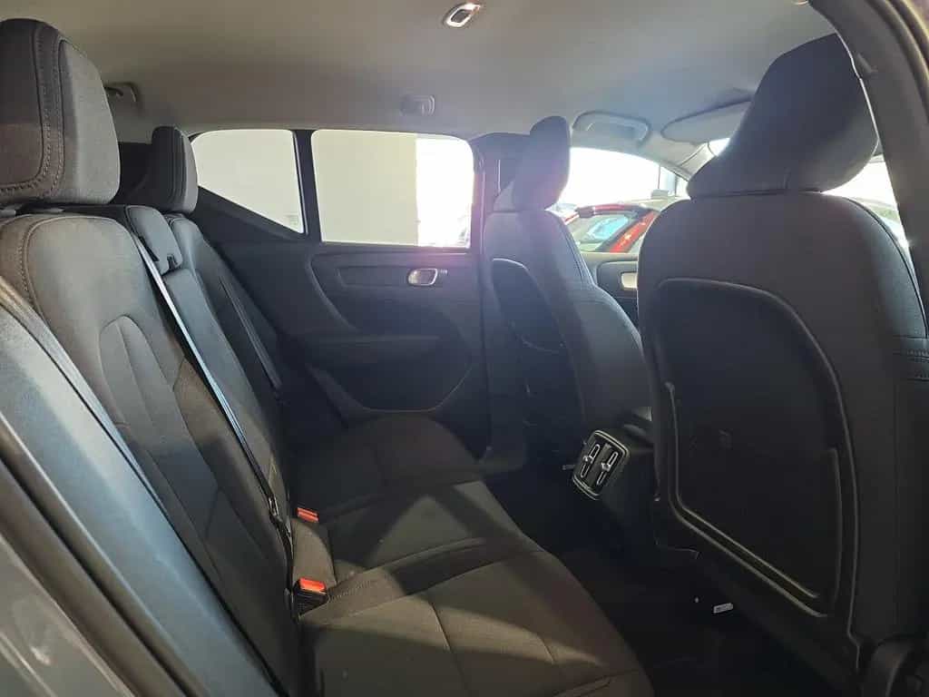 Volvo XC40 D3 Momentum Pro ACC BLIS Kamera LED Navi 08/2020-photo-12