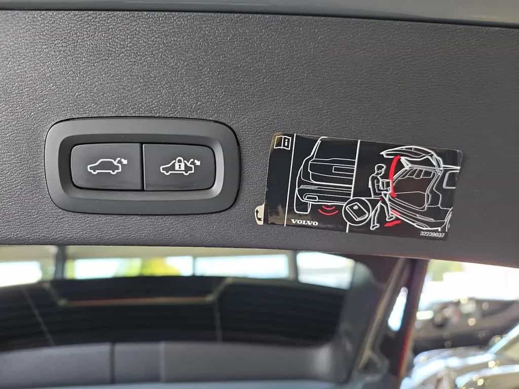 Volvo XC40 D3 Momentum Pro ACC BLIS Kamera LED Navi 08/2020-photo-14