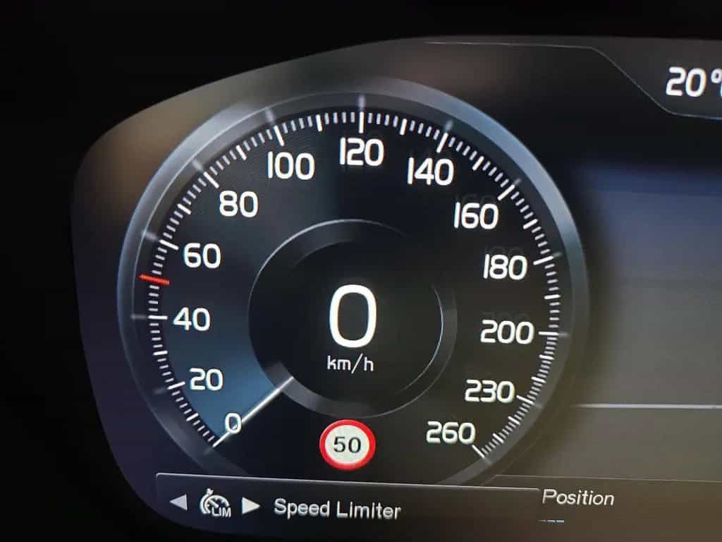 Volvo XC40 D3 Momentum Pro ACC BLIS Kamera LED Navi 08/2020-photo-21