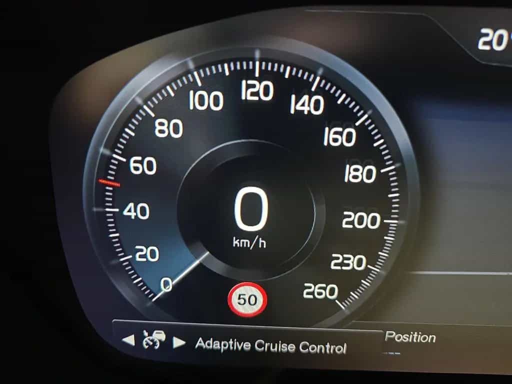 Volvo XC40 D3 Momentum Pro ACC BLIS Kamera LED Navi 08/2020-photo-22
