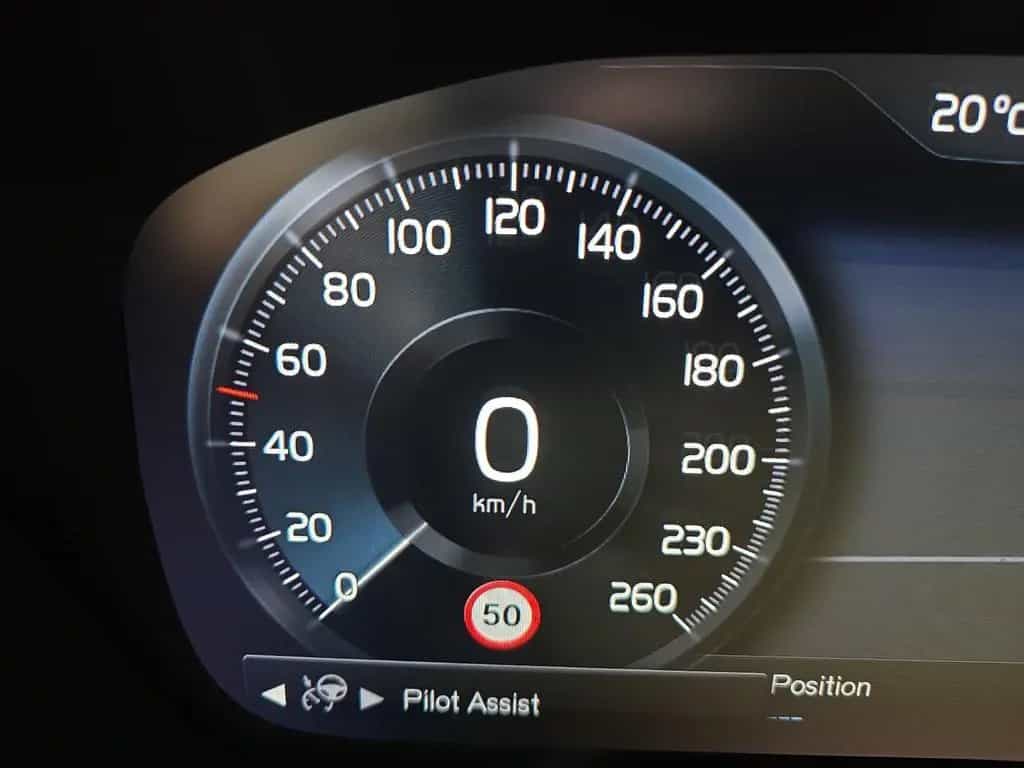 Volvo XC40 D3 Momentum Pro ACC BLIS Kamera LED Navi 08/2020-photo-23