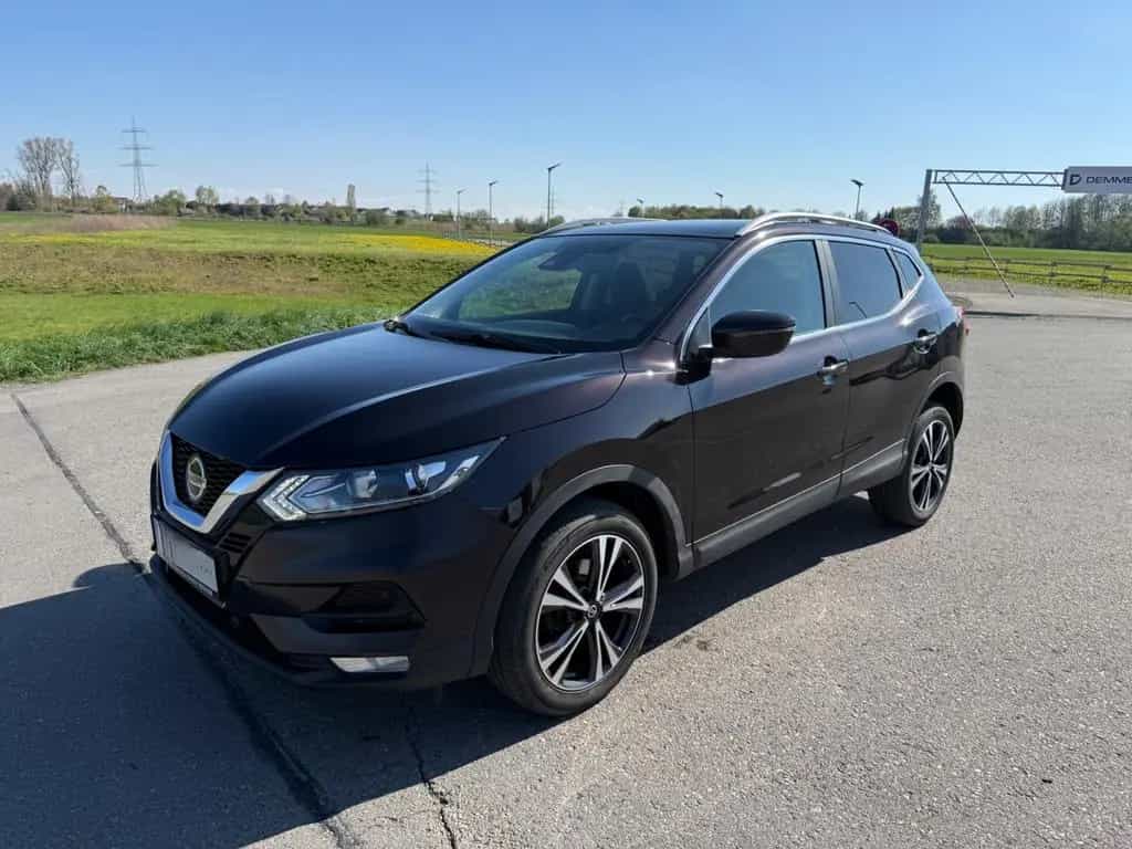 Nissan Qashqai 1.7 dCi 4x4i *Allrad*Panorama* 04/2020-photo-1
