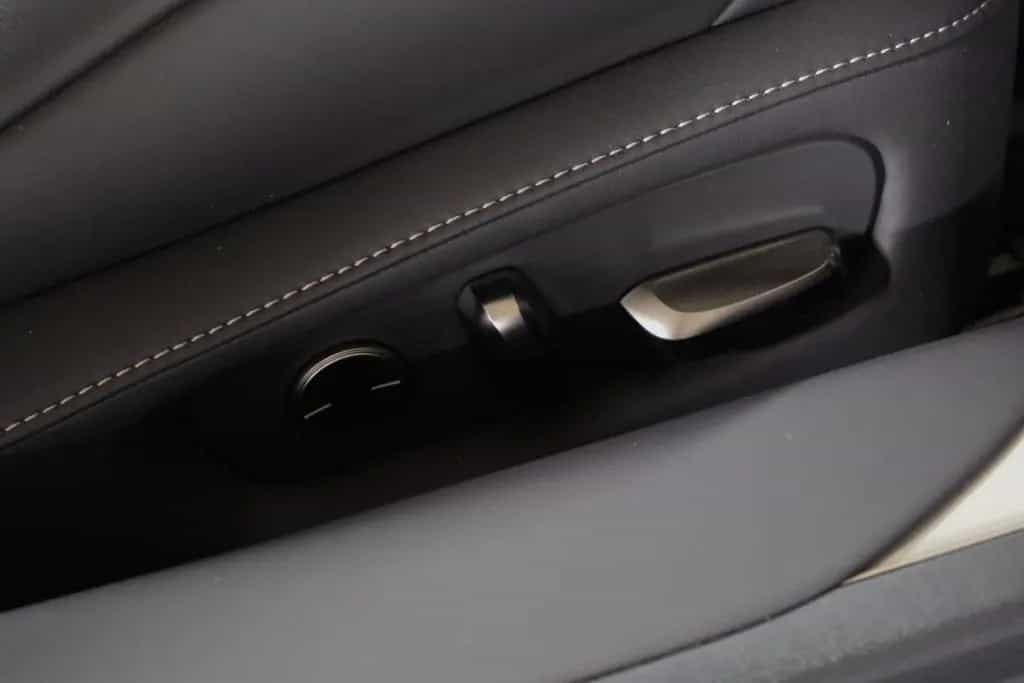 Lexus LC 500 LC500 Cabrio*PerformancePaketCabrio*Leder*1.Hand 11/2024-photo-27