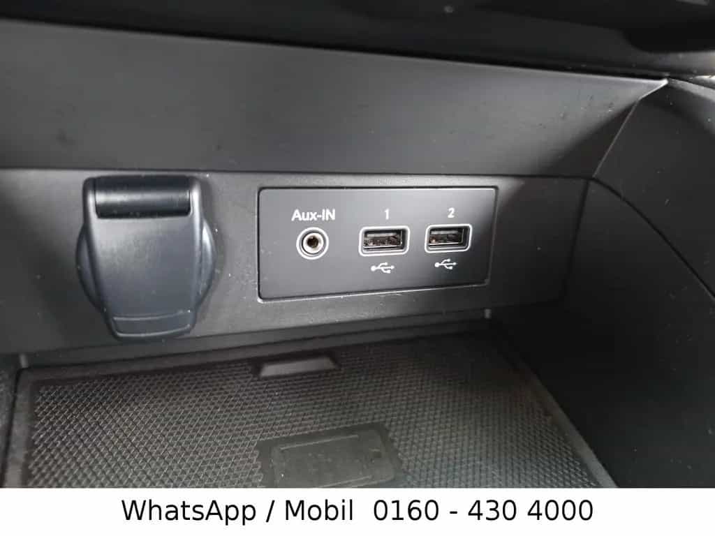 Renault Clio V Intens LED Automatik Navi nur 64 Tkm 04/2020-photo-17