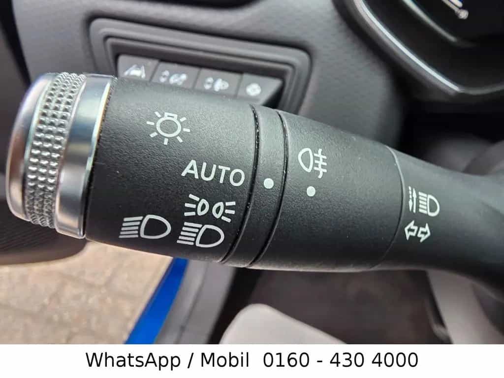 Renault Clio V Intens LED Automatik Navi nur 64 Tkm 04/2020-photo-19