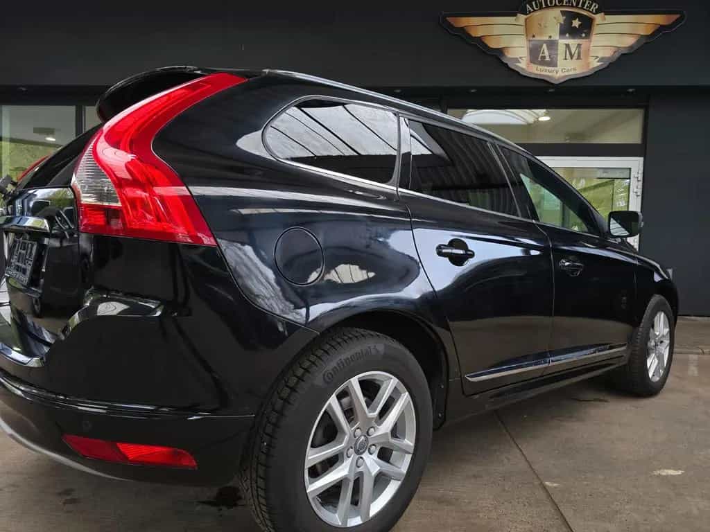 Volvo XC 60 Automatik Summum 2WD LEDER/AHK/Navi/MEMORY 06/2017-photo-14