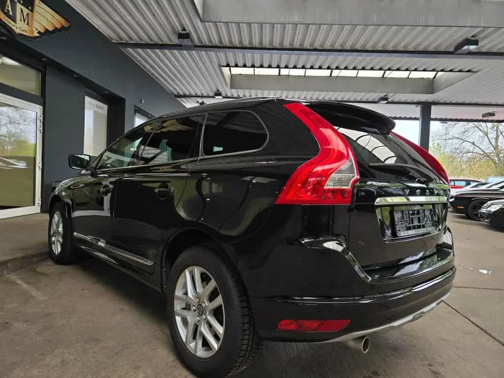 Volvo XC 60 Automatik Summum 2WD LEDER/AHK/Navi/MEMORY 06/2017-photo-16