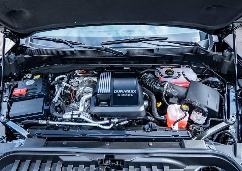Chevrolet Silverado High Country 3,0l,360°,Abdeckung grati 05/2025-photo-13