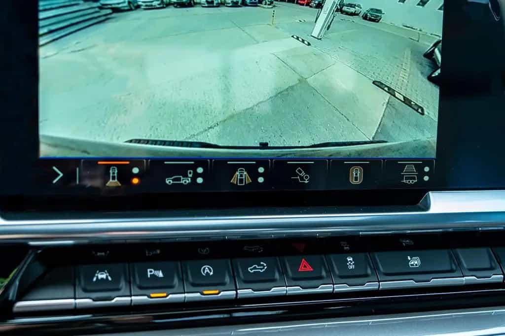 Chevrolet Silverado High Country 3,0l,360°,Abdeckung grati 05/2025-photo-15