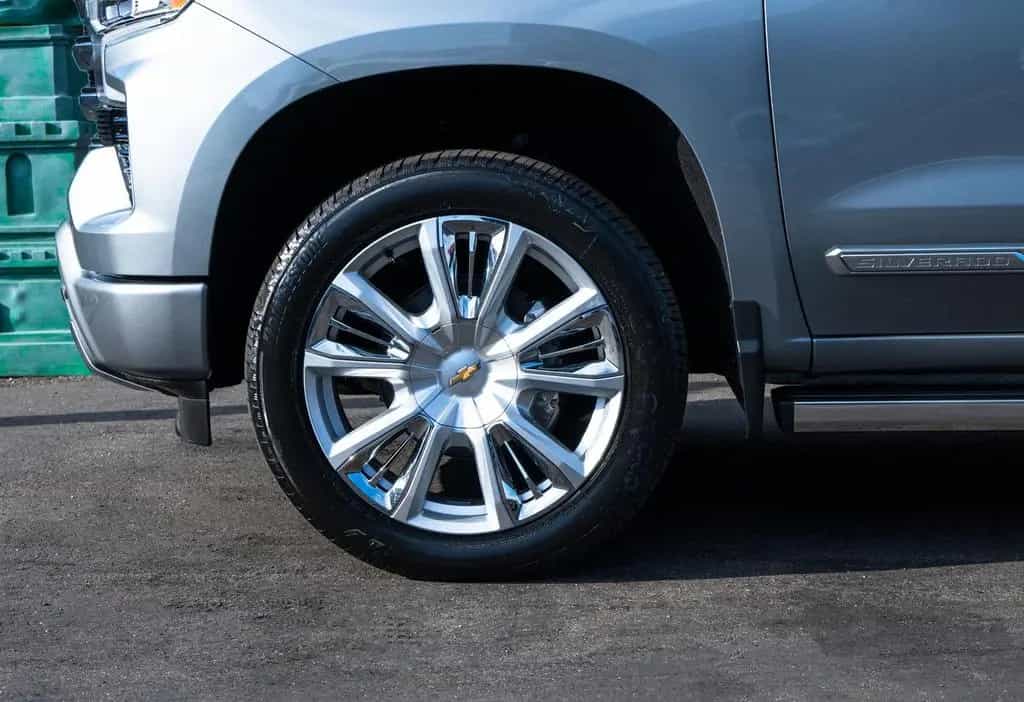 Chevrolet Silverado High Country 3,0l,360°,Abdeckung grati 05/2025-photo-8
