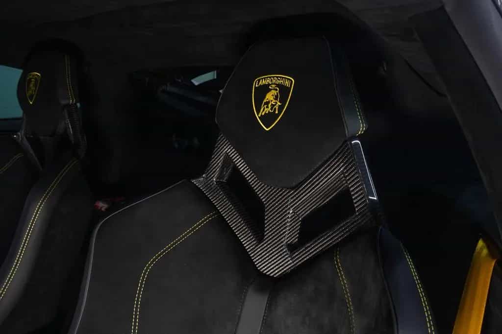 Lamborghini STO | 1st Hand | Serviced | Full PPF 04/2023-photo-10