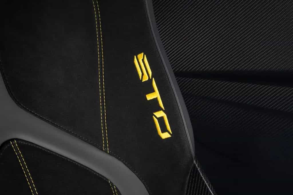 Lamborghini STO | 1st Hand | Serviced | Full PPF 04/2023-photo-14