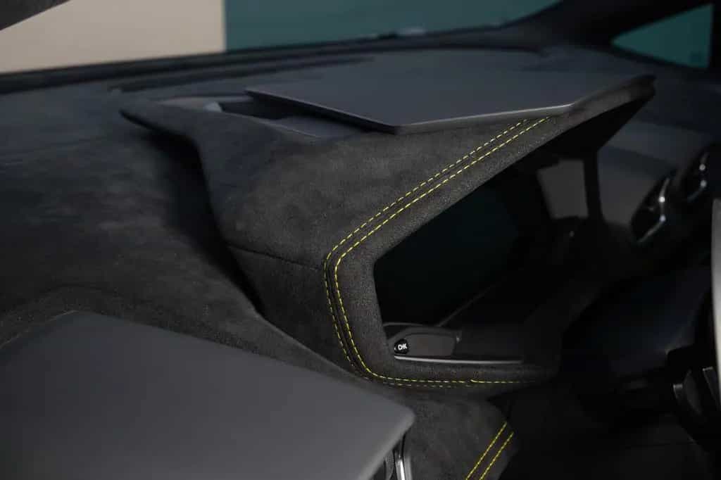 Lamborghini STO | 1st Hand | Serviced | Full PPF 04/2023-photo-23