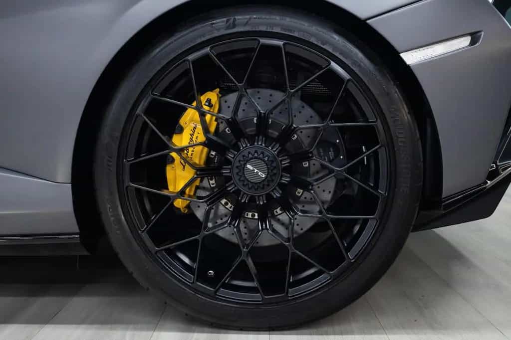 Lamborghini STO | 1st Hand | Serviced | Full PPF 04/2023-photo-49