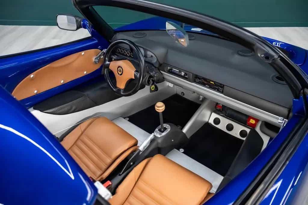 Lotus Elise S1 - LHD - Azur Blue 02/2000-photo-11
