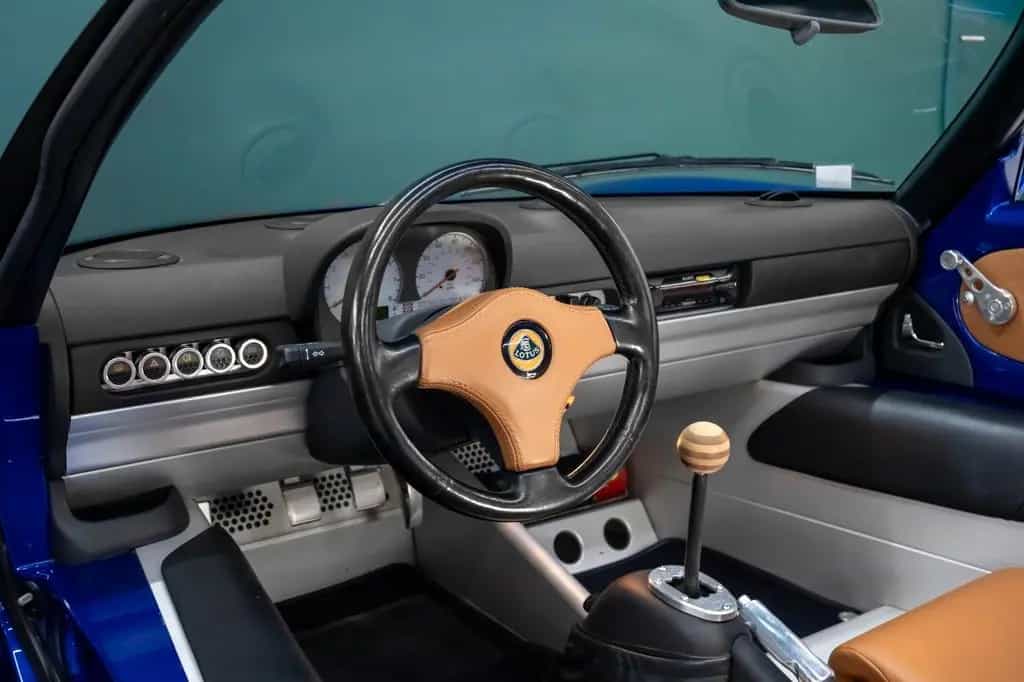 Lotus Elise S1 - LHD - Azur Blue 02/2000-photo-8