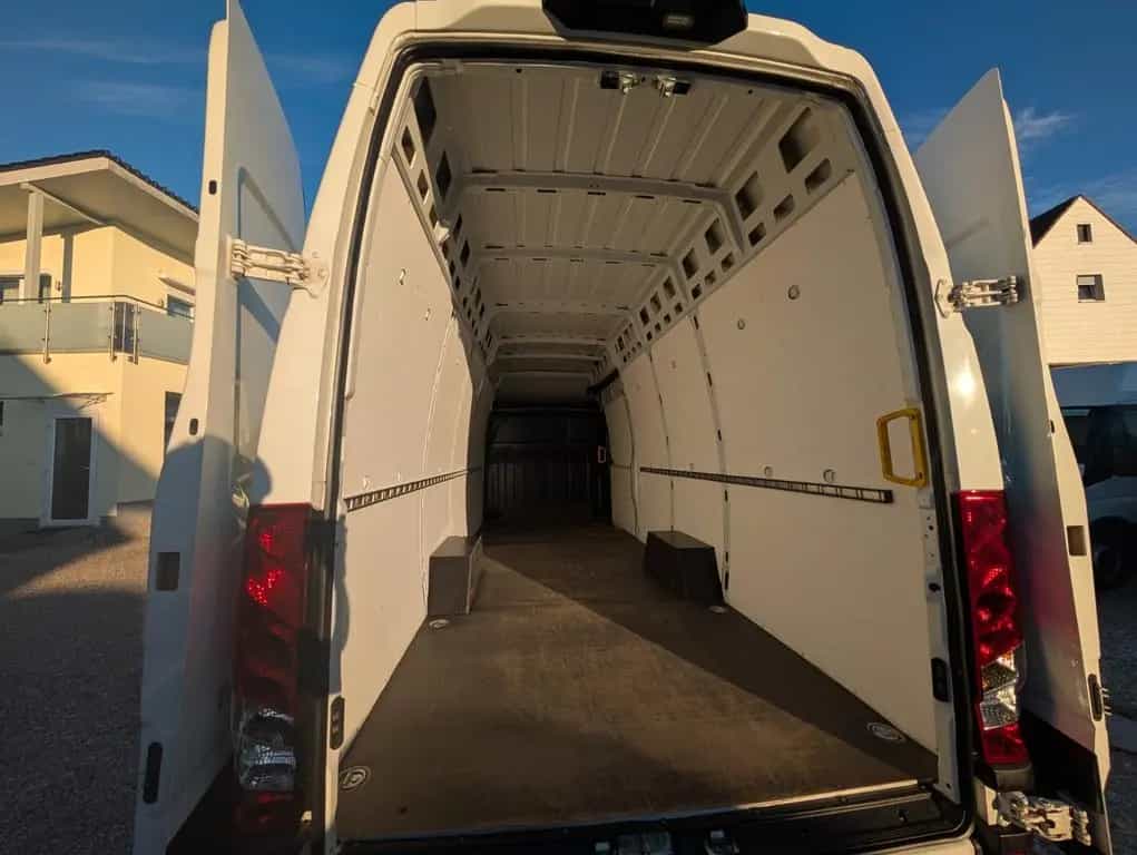 Iveco Daily 35S18V L4H3 *AUTOMATIK* 176 PS XXXL! *TOP* 04/2024-photo-8