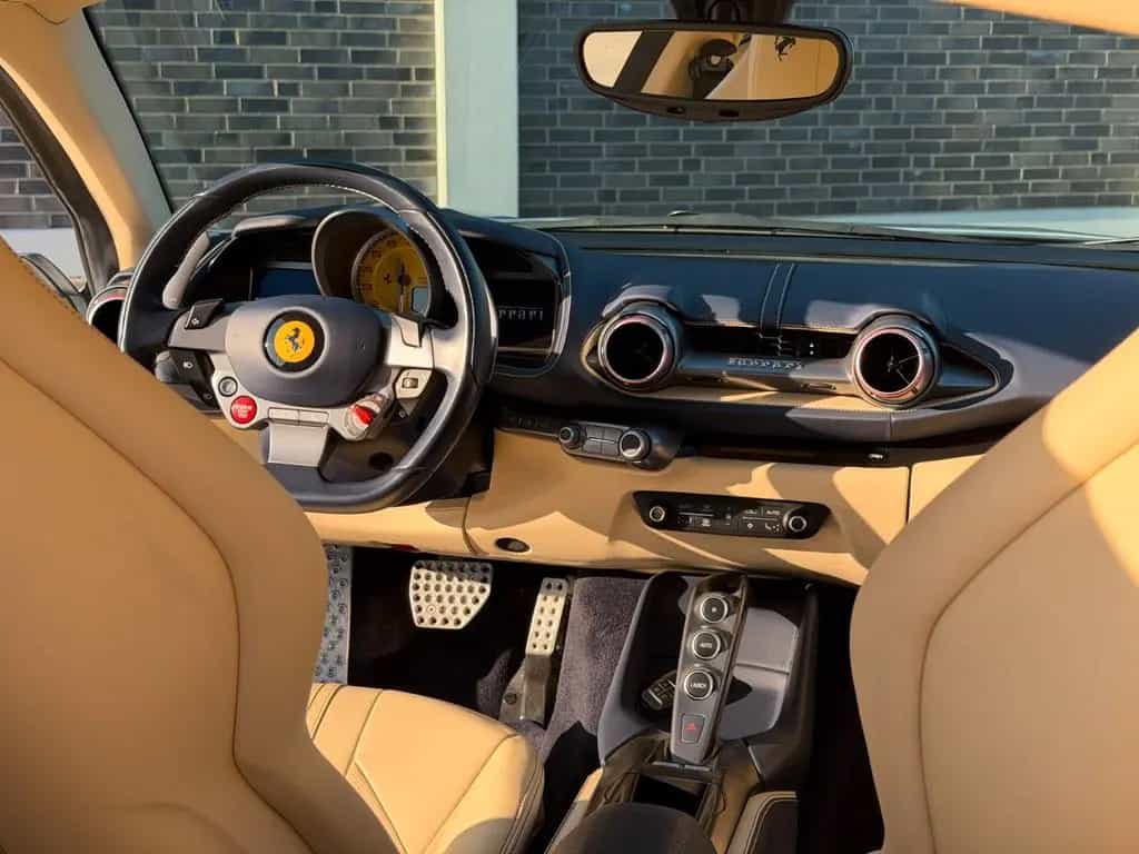 Ferrari 812 Superfast - deut. - Carbon - Grigio Alloy 07/2019-photo-14