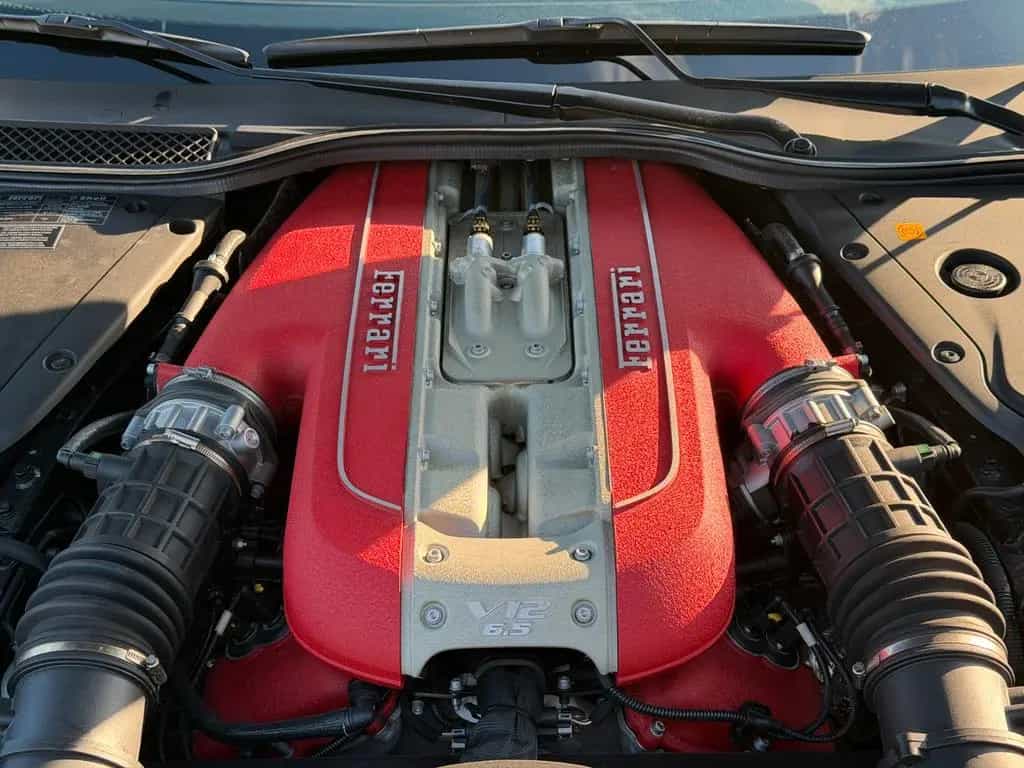 Ferrari 812 Superfast - deut. - Carbon - Grigio Alloy 07/2019-photo-24