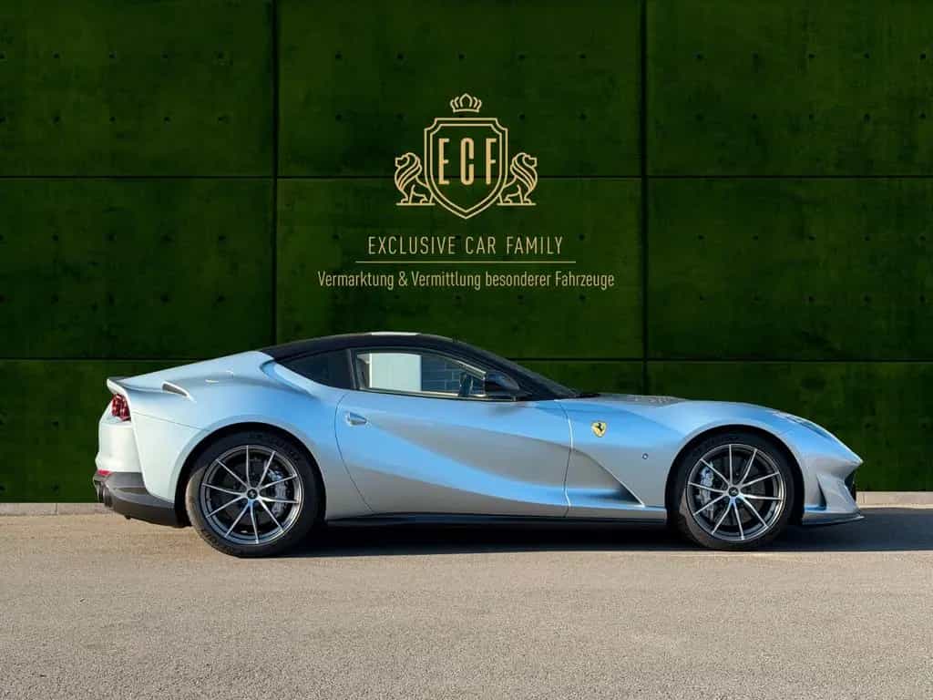Ferrari 812 Superfast - deut. - Carbon - Grigio Alloy 07/2019-photo-3