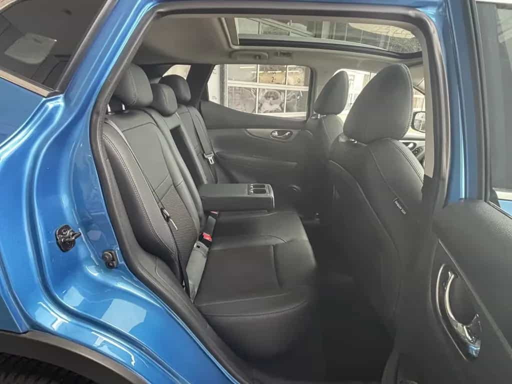 Nissan Qashqai 1,3DiG-T-160 Autom. N-Connecta T-Leder N 06/2019-photo-6