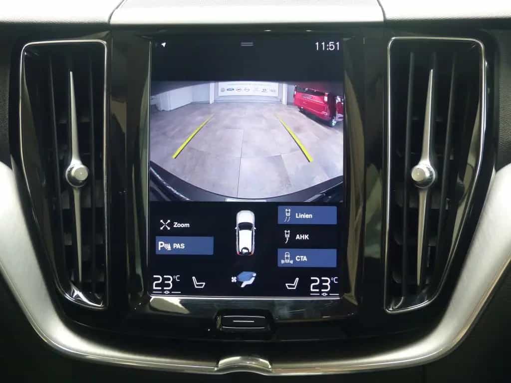 Volvo XC60 Momentum Pro 2WD Leder+AHK+LED+Cam+Sound 01/2020-photo-23